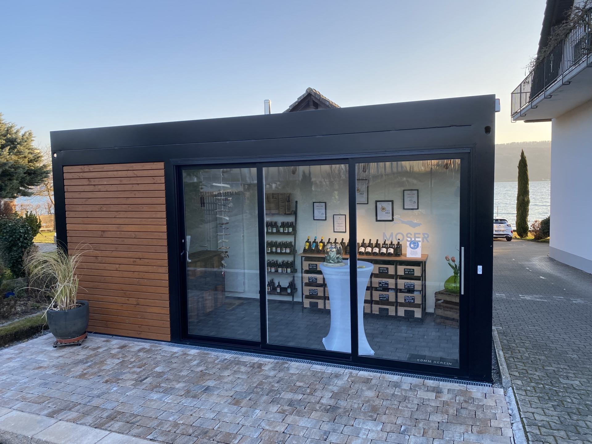 Modularni vrtni wine bar